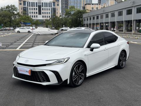 Toyota Camry 2024