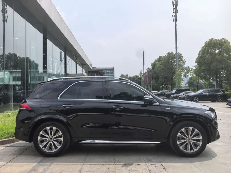 Mercedes-Benz GLE — фото 8