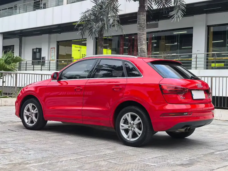 Audi Q3 — фото 4