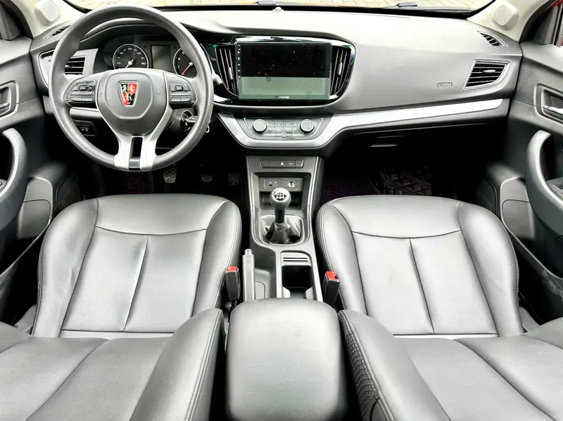 Roewe 360 PLUS 1.5 L MT Premium Plus — фото 10