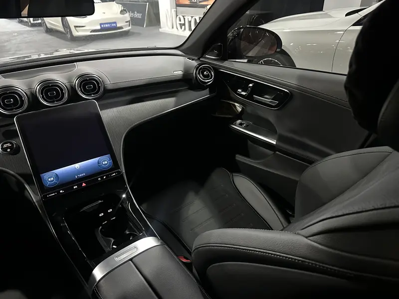 Mercedes-Benz C-Class C 260 L Sport — фото 11