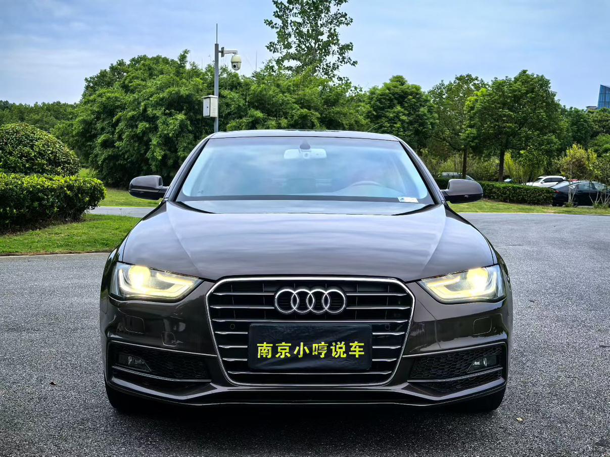 Audi A4L 2016 35 TFSI S line Comfort