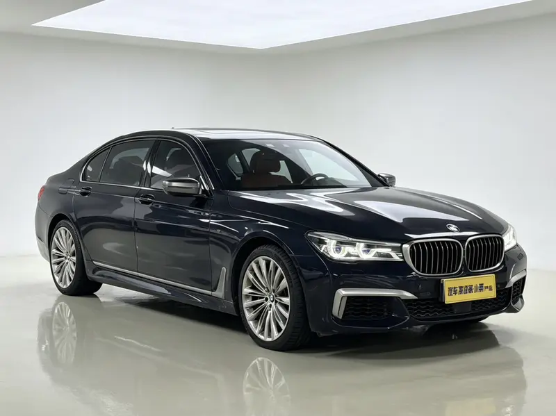 BMW 7 M 760 Li x Drive — фото 2