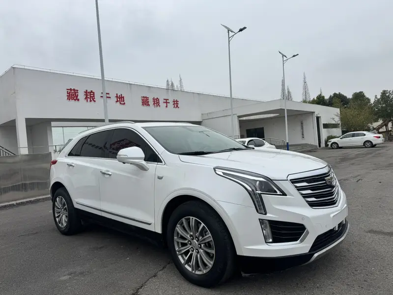 Cadillac XT5 — фото 3