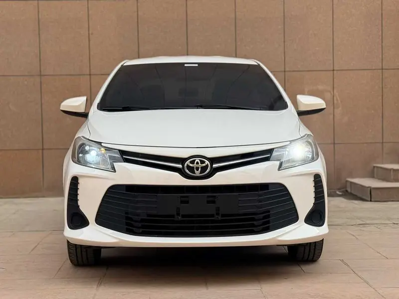 Toyota Vios — фото 2