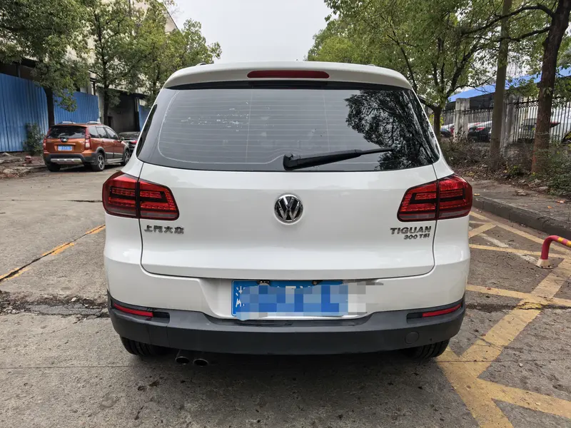 Volkswagen Tiguan — фото 5