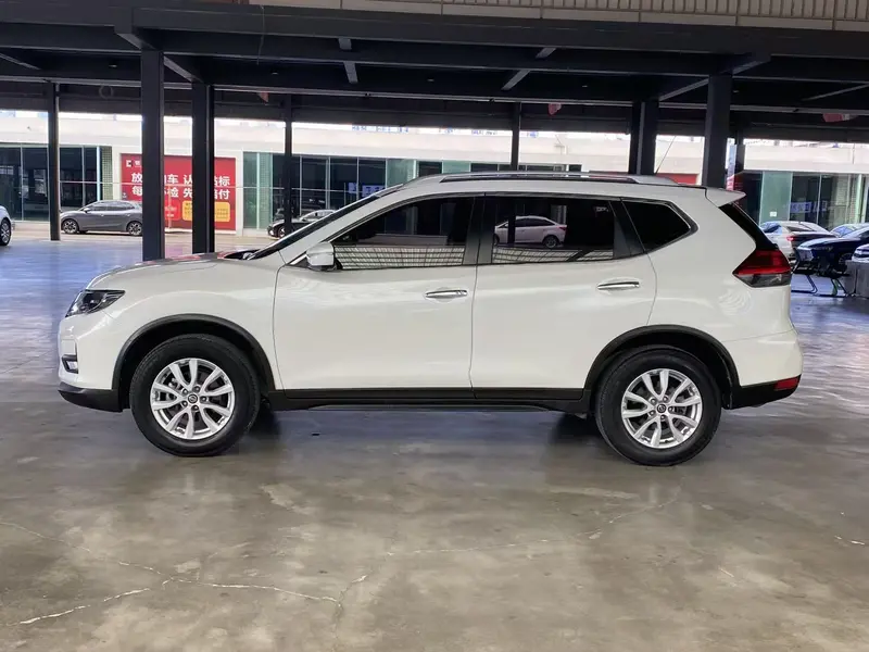 Nissan X-Trail — фото 4