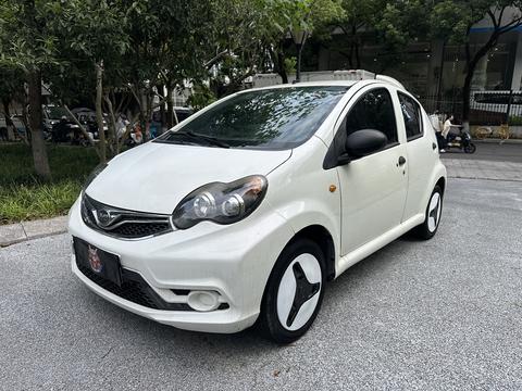 BYD F0