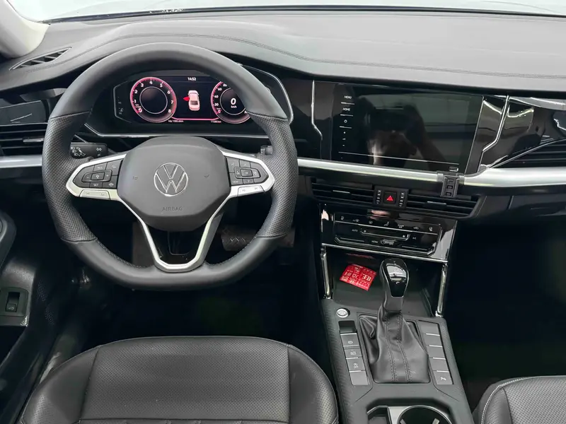 Volkswagen Passat — фото 7
