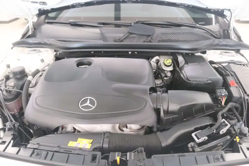 Mercedes-Benz GLA — фото 5