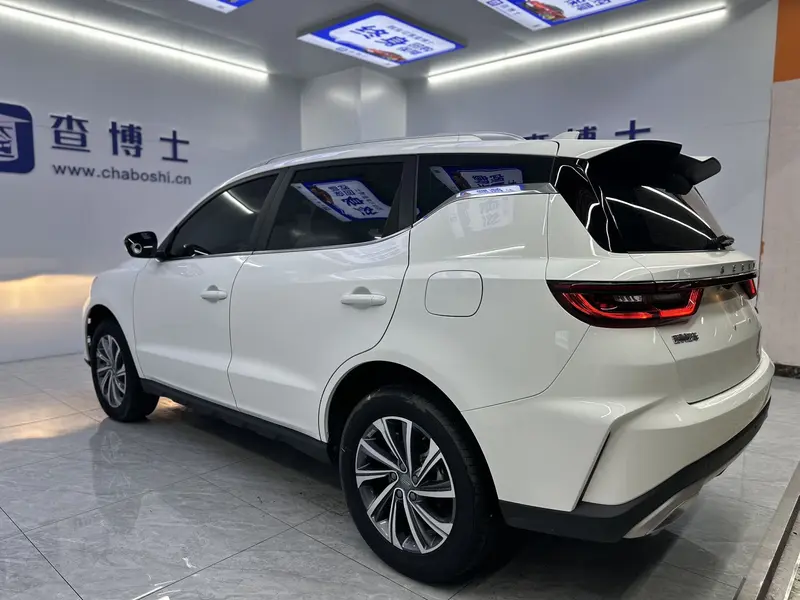 Geely Vision X6 — фото 4