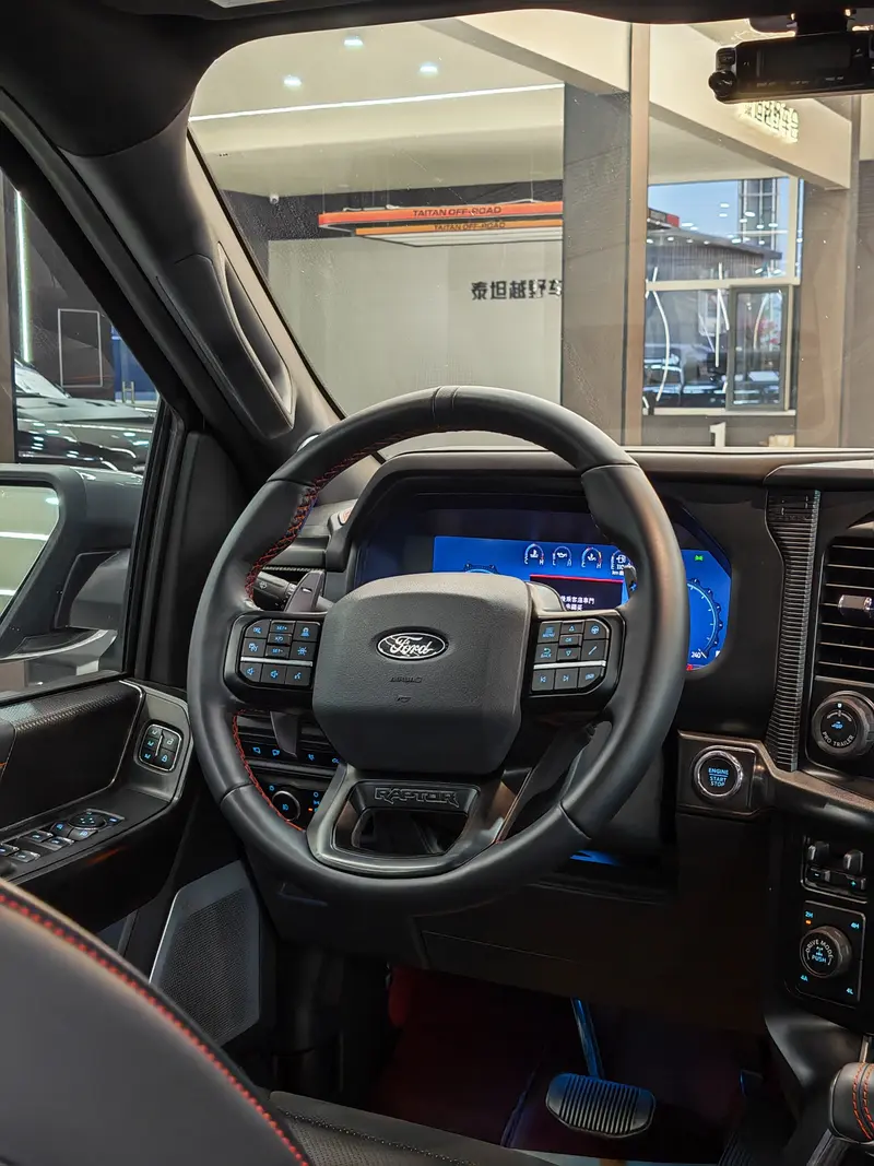 Ford F-150 Raptor — фото 7