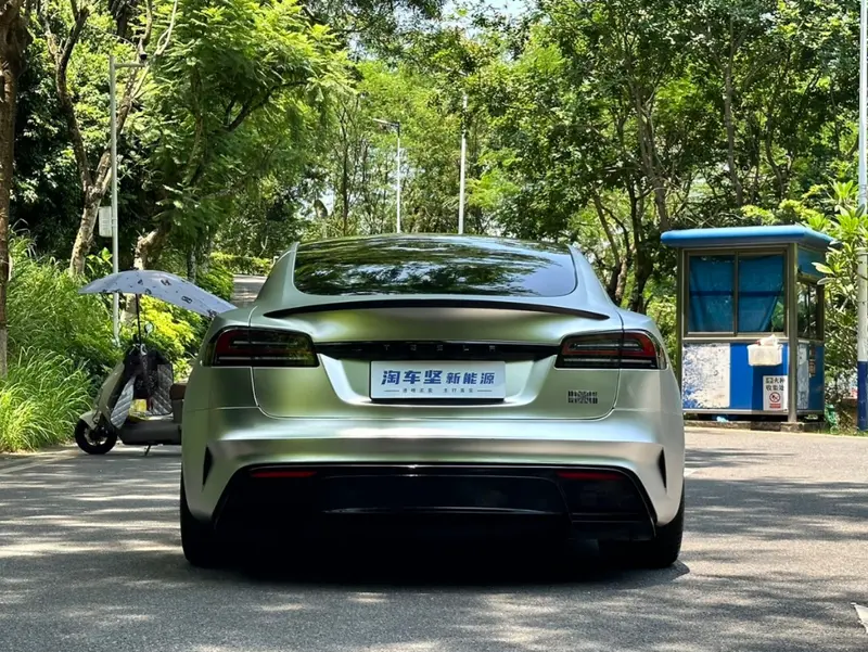 Tesla Model S Plaid — фото 5
