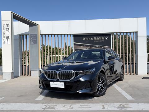 BMW i5