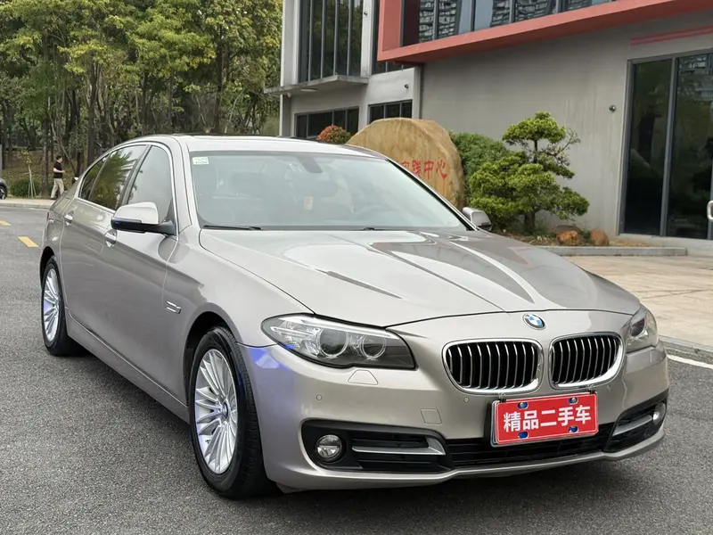BMW 5 Series — фото 3
