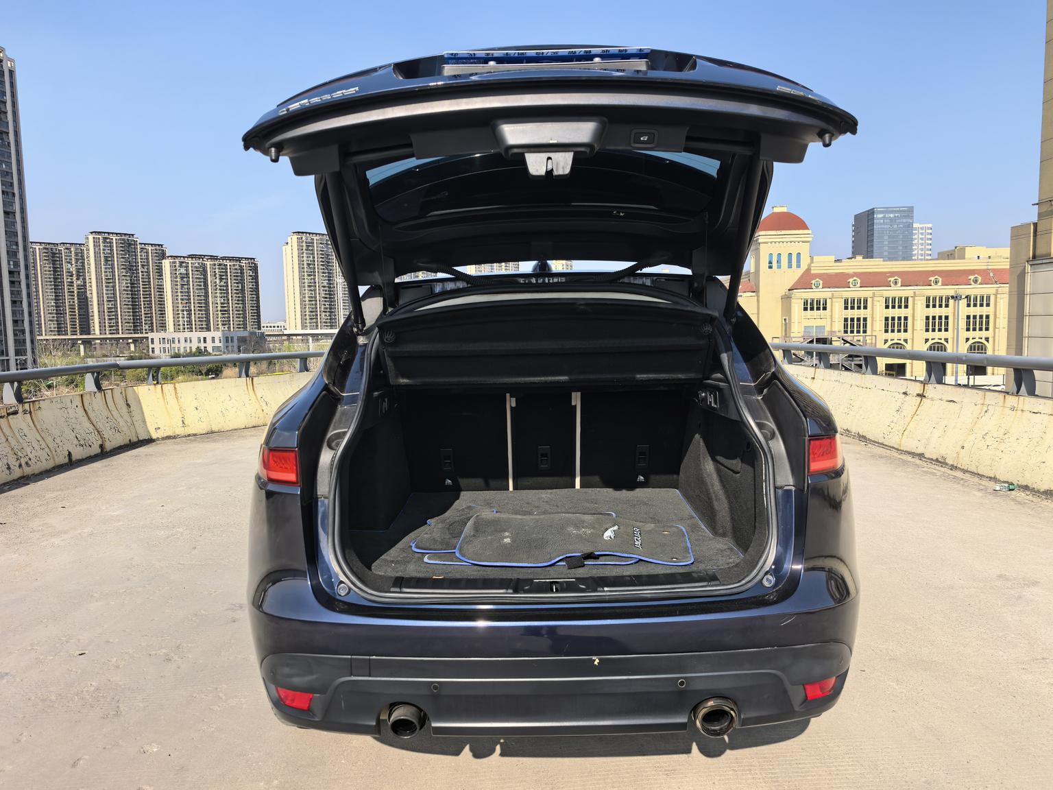Jaguar F-Pace — фотографии объявления, Фото 18