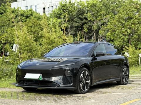 Nio ET5T