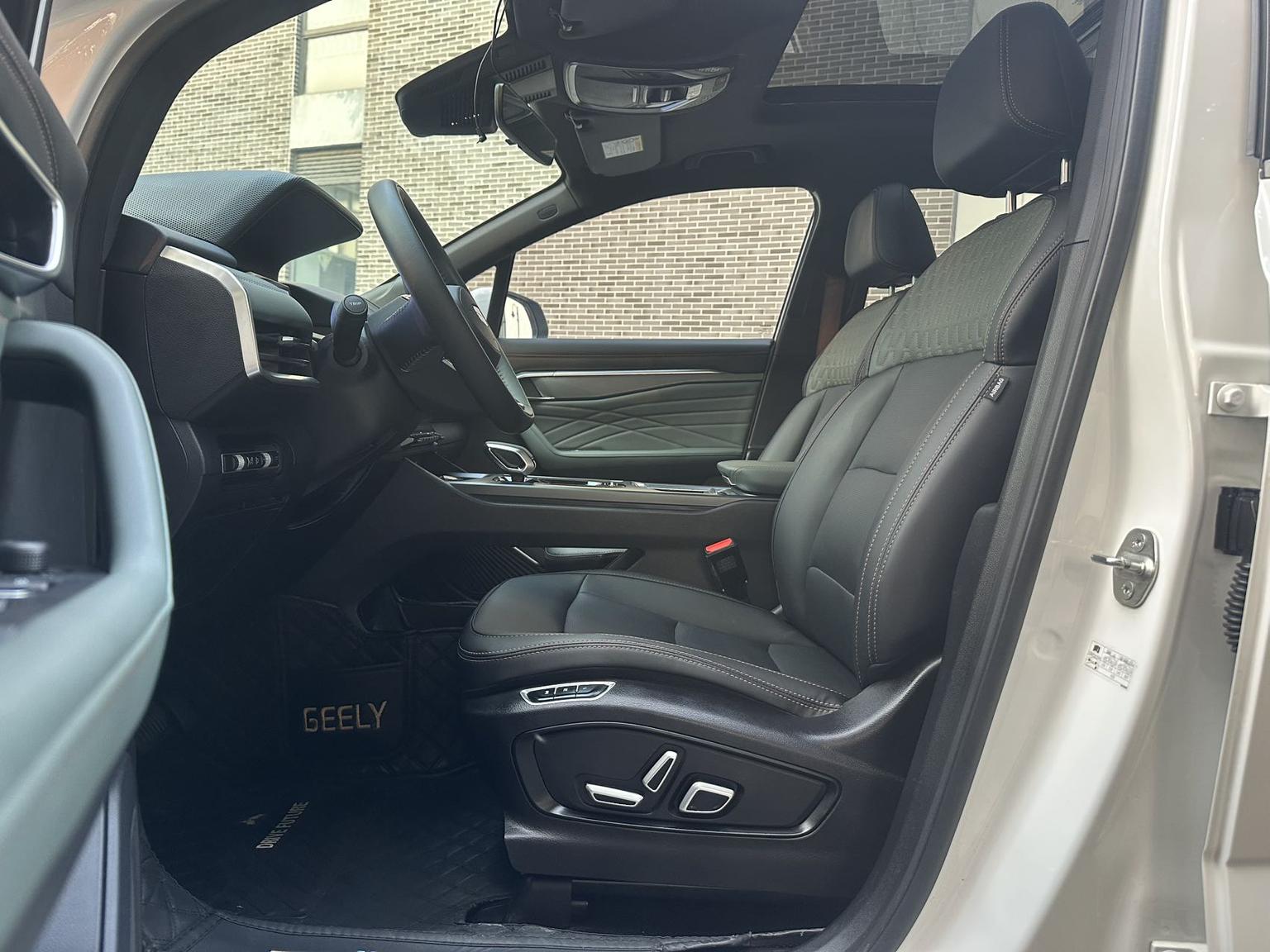 Geely HaoyueL L 2024 2.0TD DCT Flagship