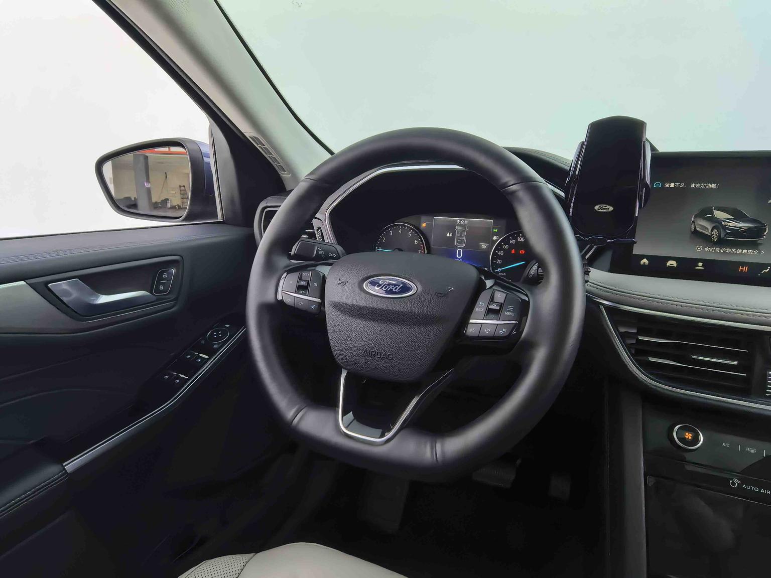 Ford Escape — фотографии объявления, Фото 17