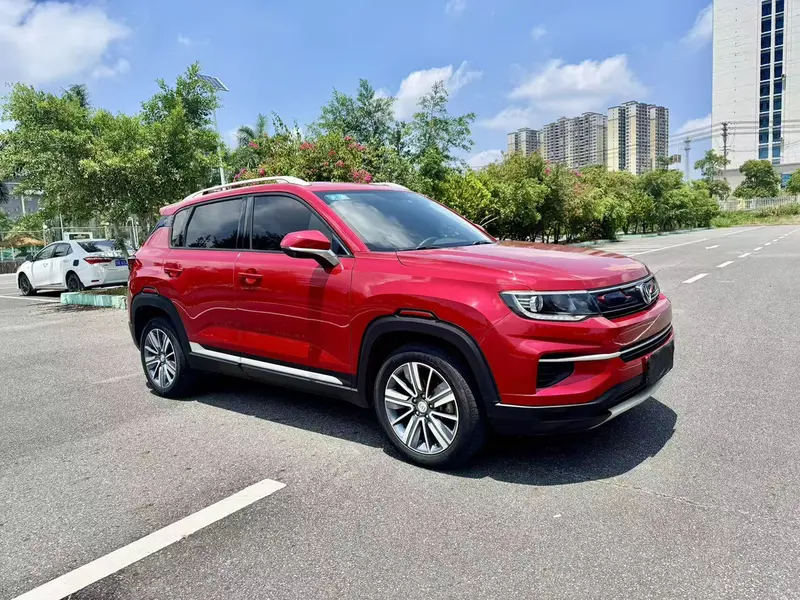 Changan CS35 PLUS — фото 3