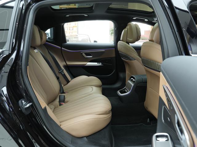Mercedes-Benz E-class id 4387596 из Китая 23