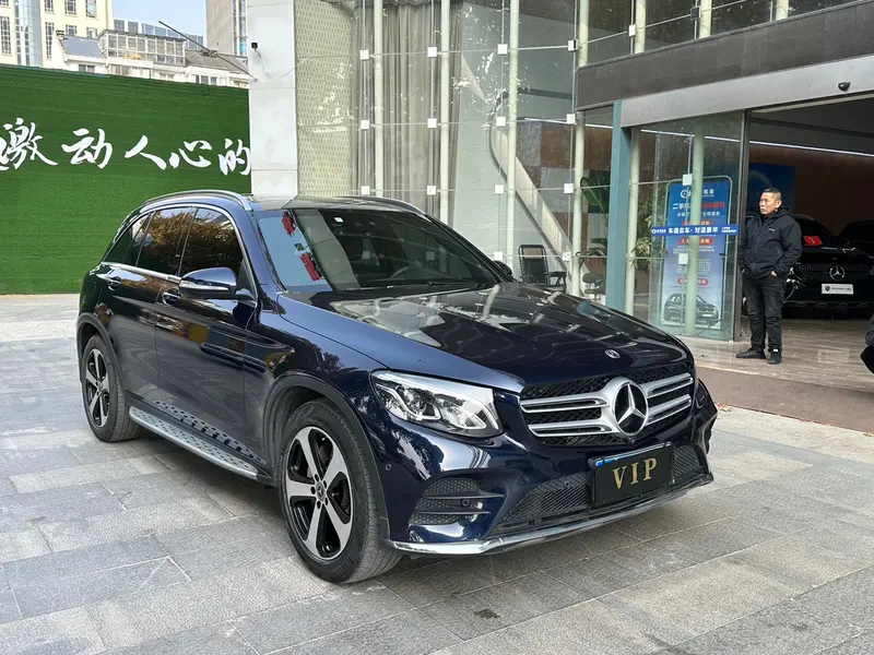 Mercedes-Benz GLC 260 4 MAT IC Luxury — фото 3