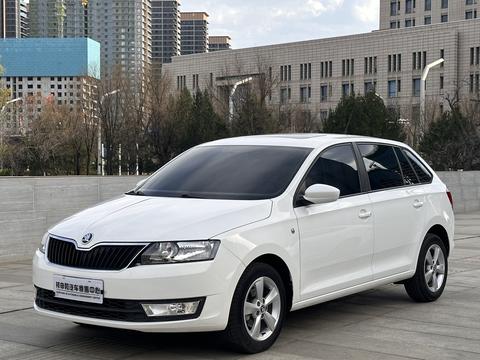 Skoda Rapid Spaceback, 2014 год