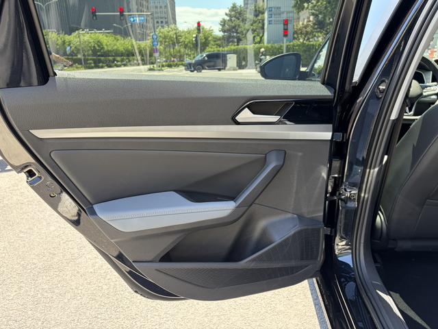 Volkswagen Lavida id 4387679 из Китая 25