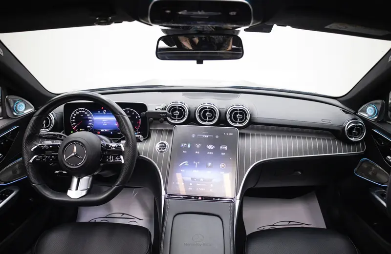 Mercedes-Benz C-Class C 200 L Sport — фото 10
