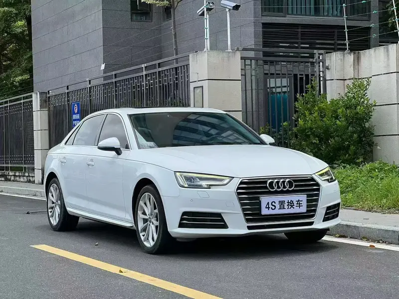 Audi A4L — фото 3