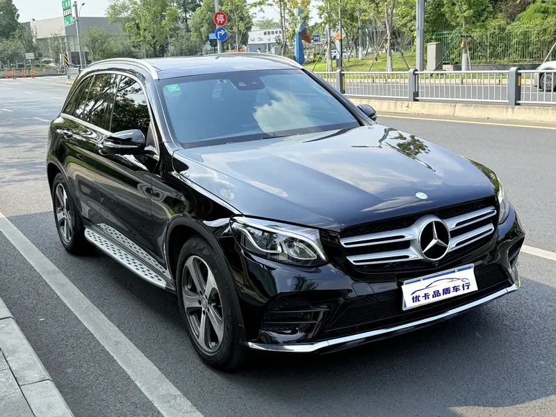 Mercedes-Benz GLC 260 4 MAT IC Luxury — фото 3