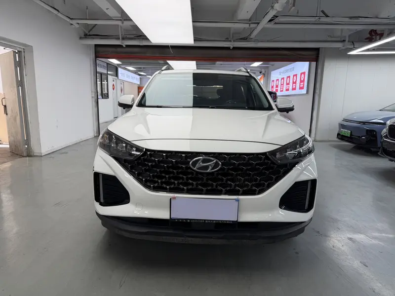 Hyundai ix35 — фото 2