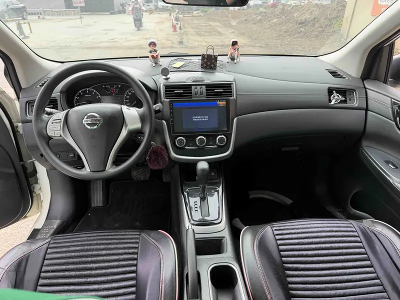 Nissan TIIDA 1.6 L CVT — фото 7
