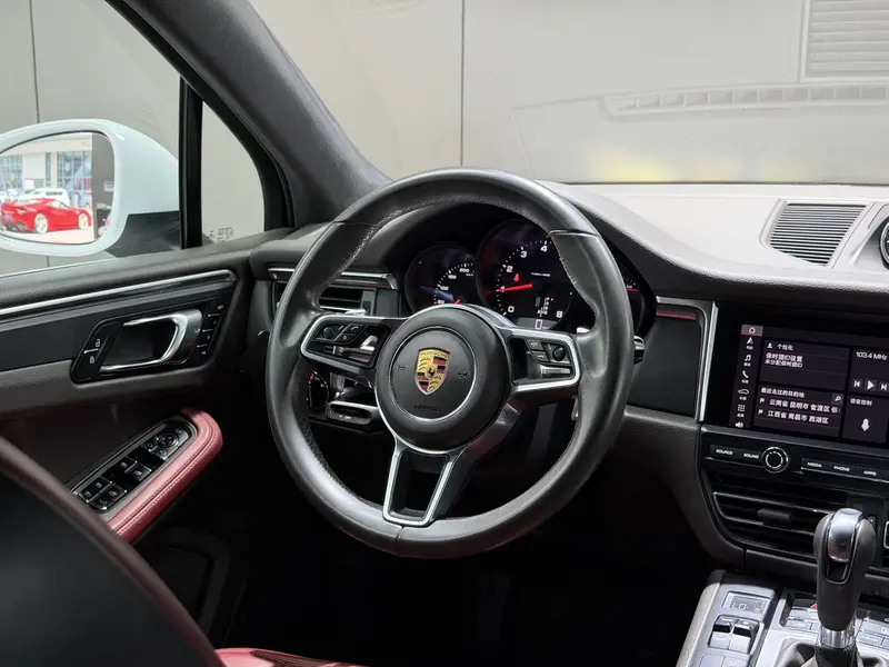 Porsche Macan 2.0 T — фото 9
