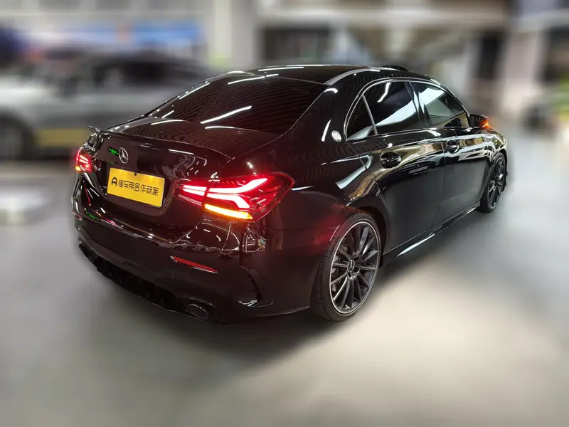 Mercedes-Benz A-Class AMG A 35 L 4MATIC — фото 2