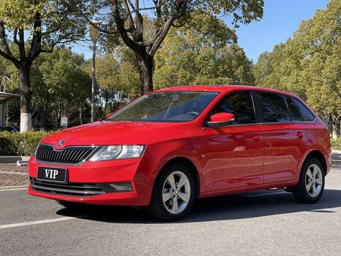 Skoda Rapid Spaceback 2019 1.5L AT Comfort VI