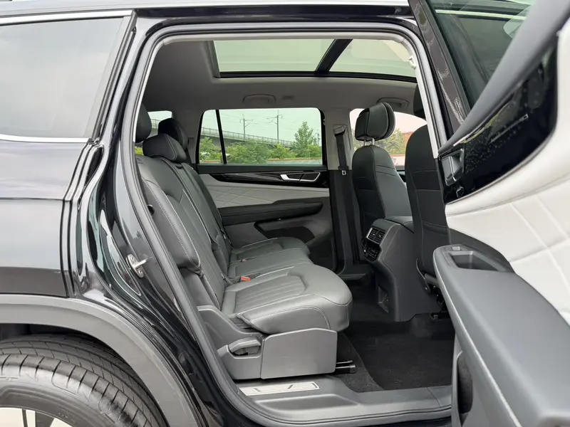 Volkswagen Teramont 330 TSI 2 WDLuxury — фото 13