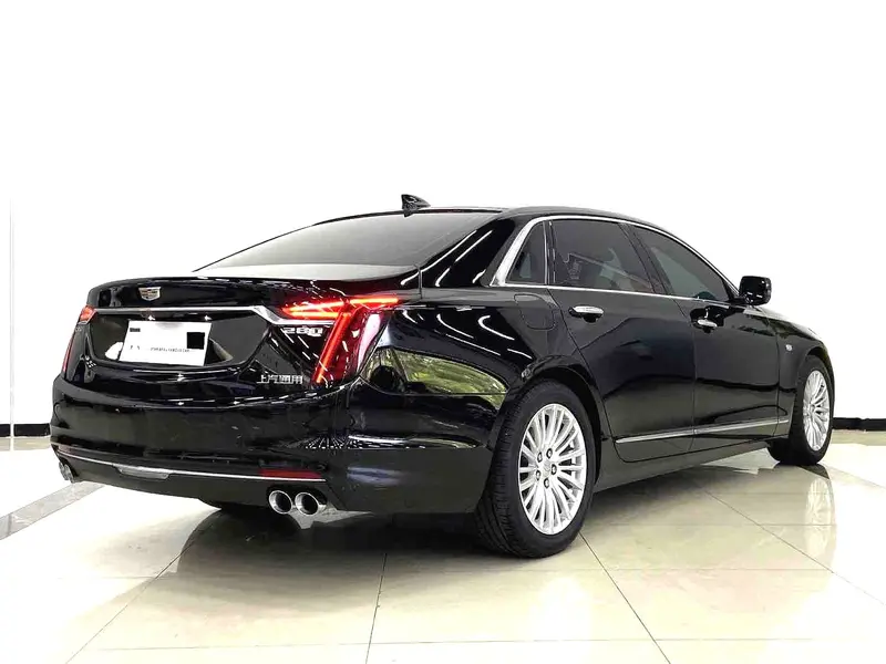 Cadillac CT6 — фото 6
