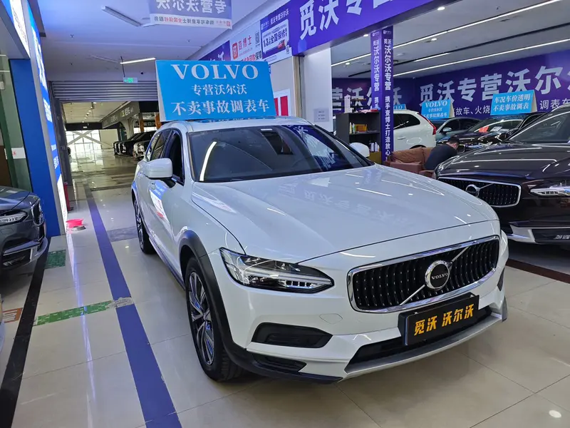 Volvo V90 — фото 3