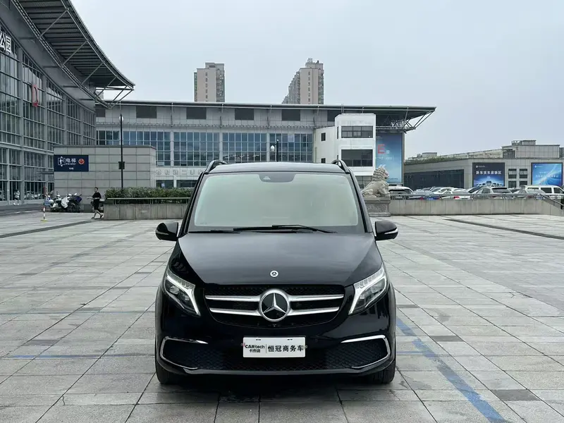 Mercedes-Benz V-Class — фото 2