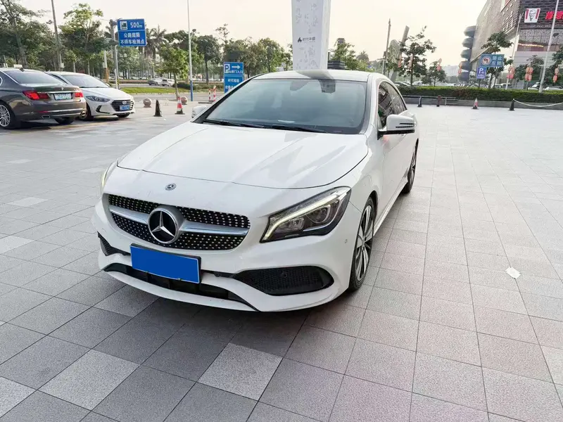 Mercedes-Benz CLA — фото 1