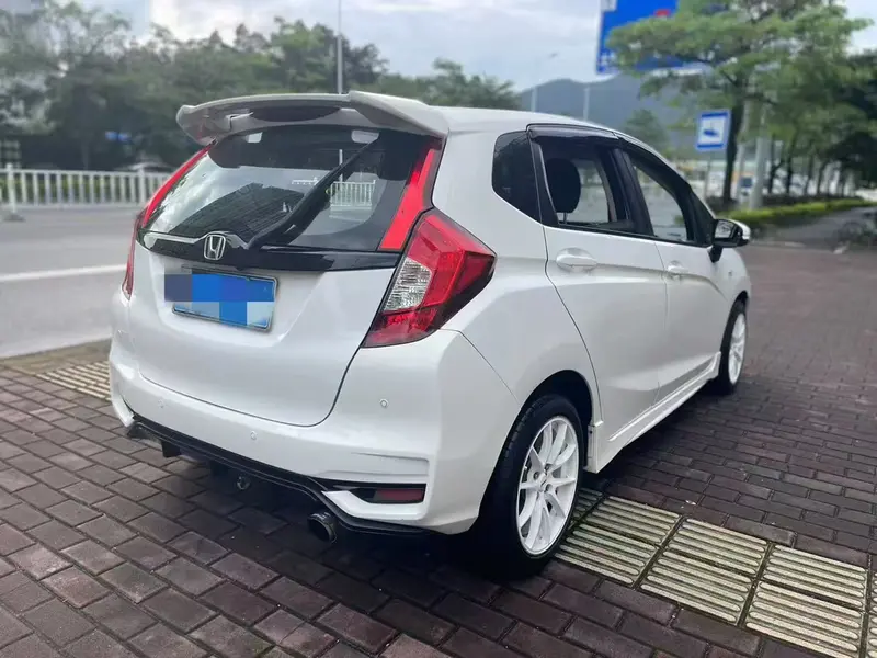 Honda Fit — фото 3
