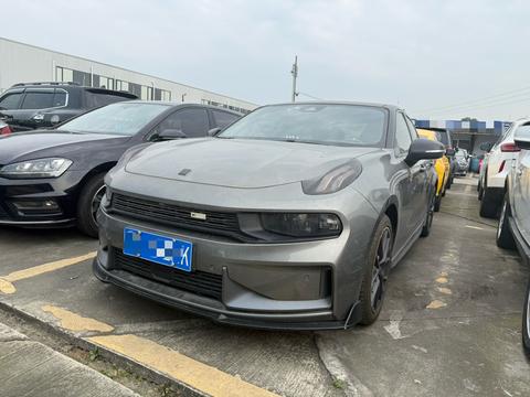 Lynk & Co 03