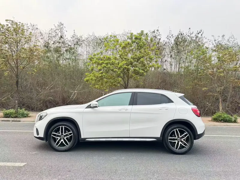 Mercedes-Benz GLA — фото 4