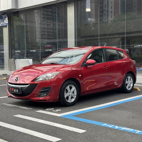 Mazda 3 (Import), 2010 год