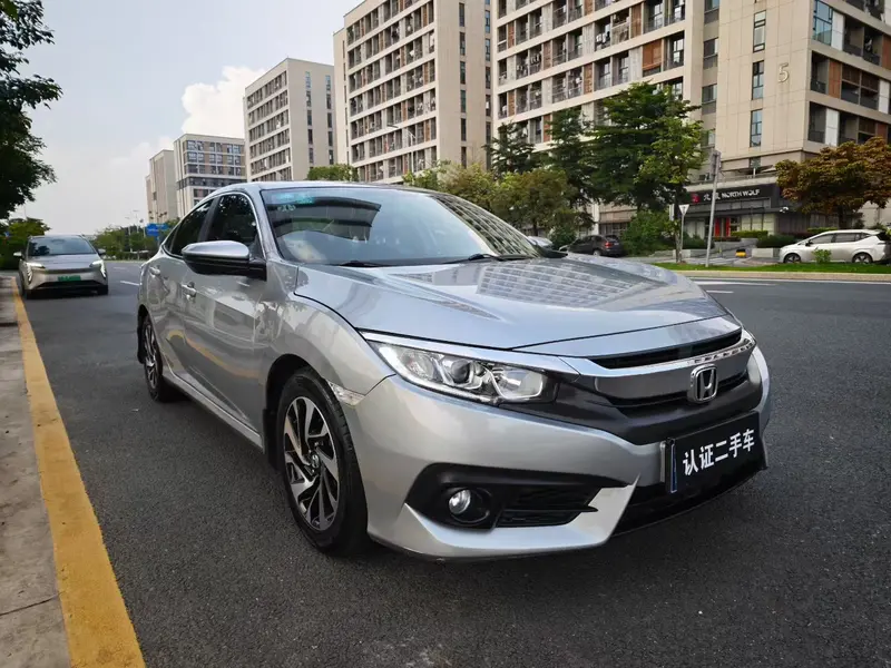 Honda Civic — фото 3