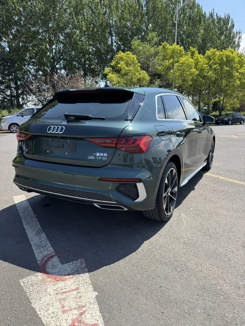 Audi A 3 Sportback 35 TFSI — фото 6