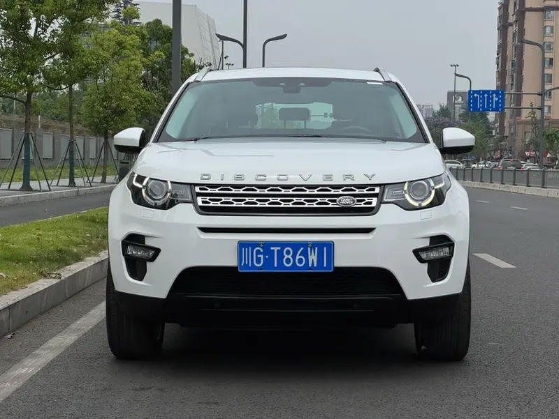 Land Rover Discovery Sport — фото 2