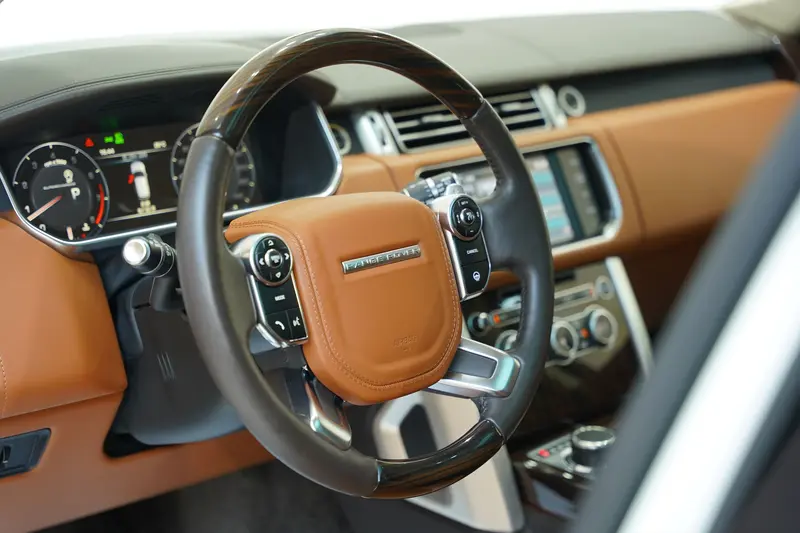 Land Rover Range Rover — фото 11