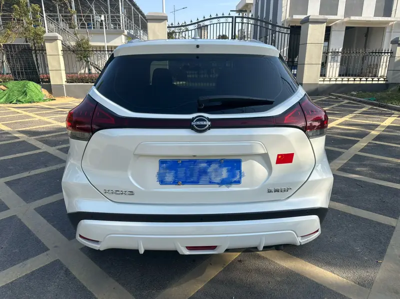 Nissan Kicks — фото 5